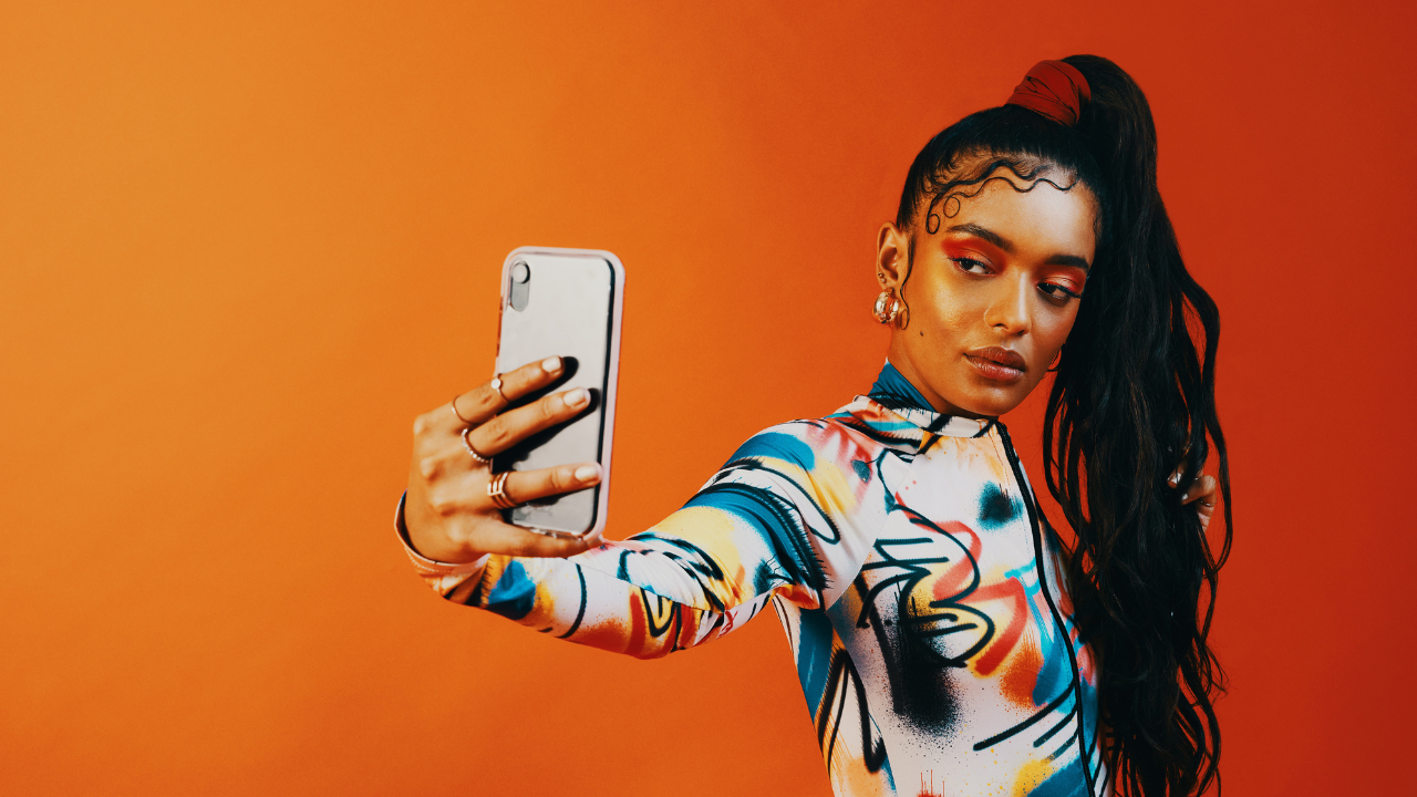 Como escolher o influenciador certo para sua marca