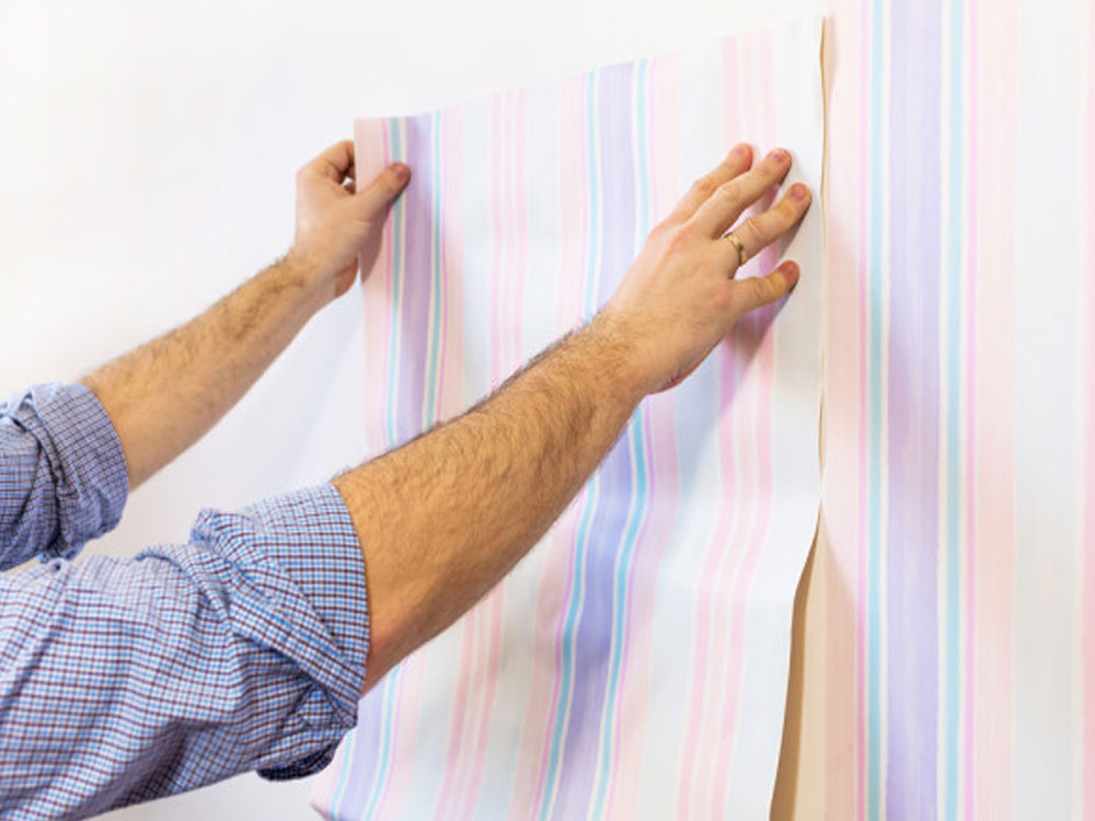 DIY: Instale Seu Próprio Papel de Parede em 6 Passos Simples