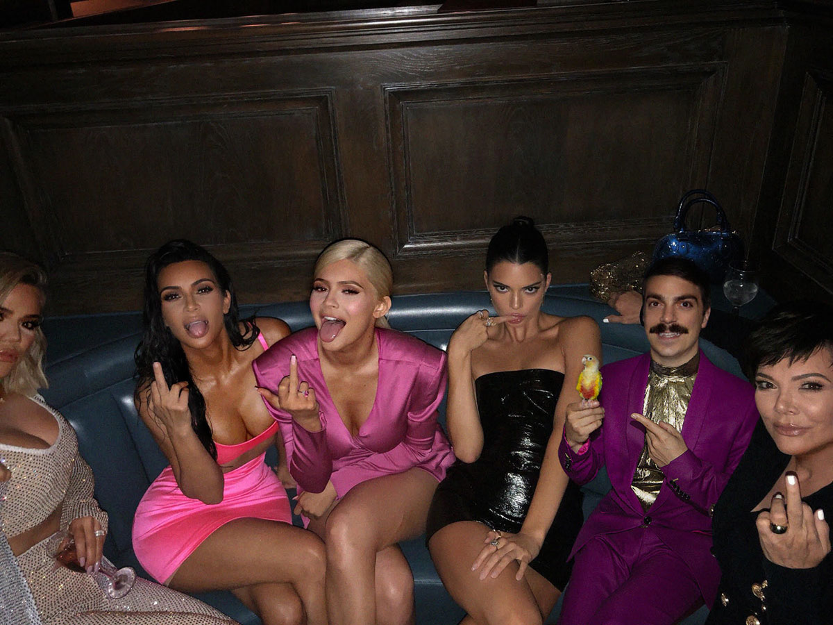 Onde encontrar todo o conteúdo de Kirby Jenner online