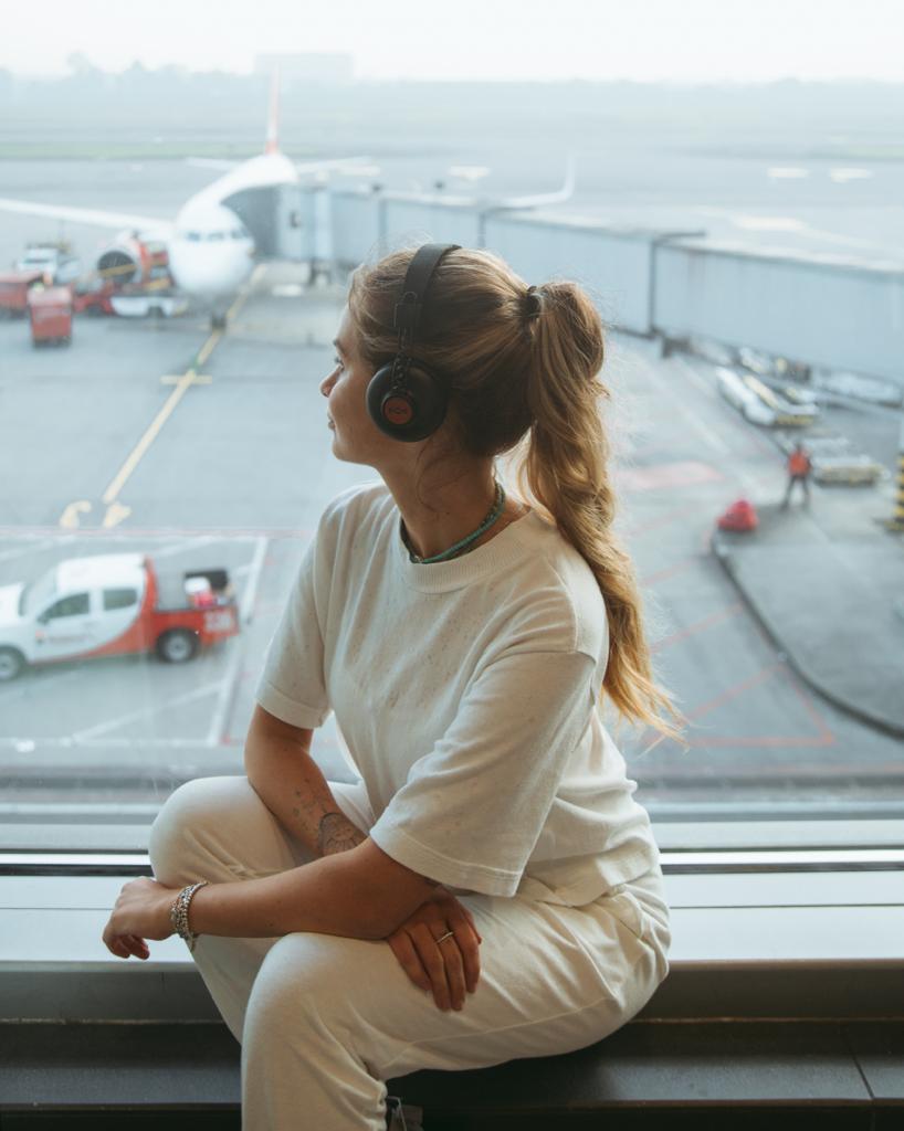 erros comuns ao escolher roupa para viajar de avião