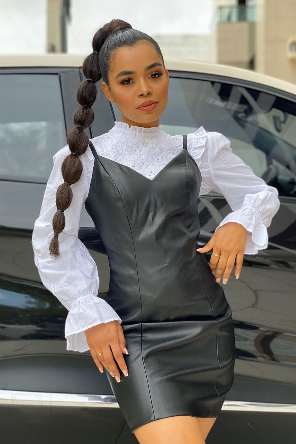 Guia Completo: Como Escolher a Camiseta Ideal para Usar com Vestido