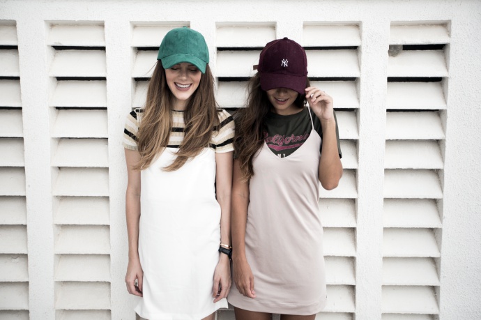 Transforme seu Vestido Floral: Dicas de Sobreposição para um Toque Romântico