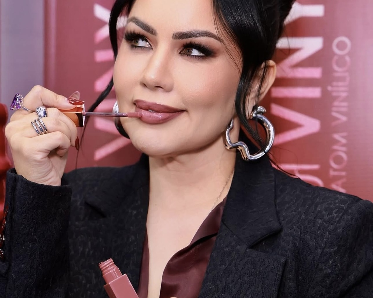 melhor batom gloss longa duração