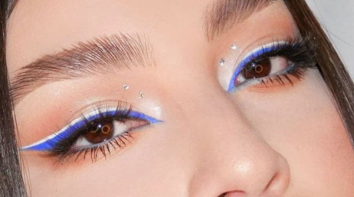 maquiagem com delineado colorido tendência