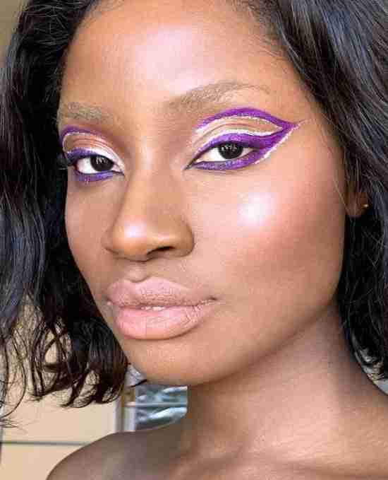 maquiagem com sombra roxa ou lilás