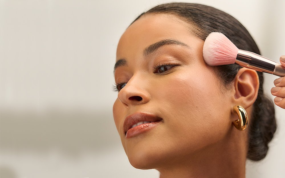 Técnicas de Maquiagem para Equilibrar Diferentes Formatos de Rosto