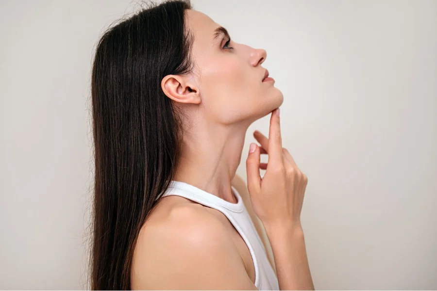 Guia Completo de Contorno Facial: Produtos Essenciais e Aplicação