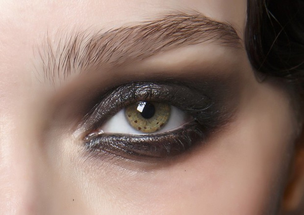 5 Ideias de Maquiagem para Madrinha de Casamento: Do Dia à Noite
Como Harmonizar sua Maquiagem com o Vestido de Madrinha
Maquiagem para Madrinha: Dicas Essenciais para uma Pele Duradoura
Tendências de Maquiagem para Madrinhas em 2024/2025
Maquiagem para Madrinha: Escolhendo a Cor Perfeita para Lábios e Olhos