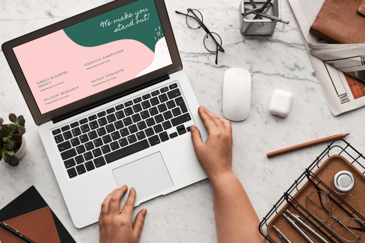 5 ideias de títulos:
1. Guia Completo: Como Iniciar sua Carreira em Marketing Digital do Zero
2. As 10 Áreas Mais Promissoras do Marketing Digital em 2024
3. Marketing Digital para Iniciantes: Tudo o que Você Precisa Saber
4. Salários no Marketing Digital: Quanto Ganha um Profissional por Área?
5. Ferramentas de IA Essenciais para Acelerar seu Trabalho em Marketing Digital