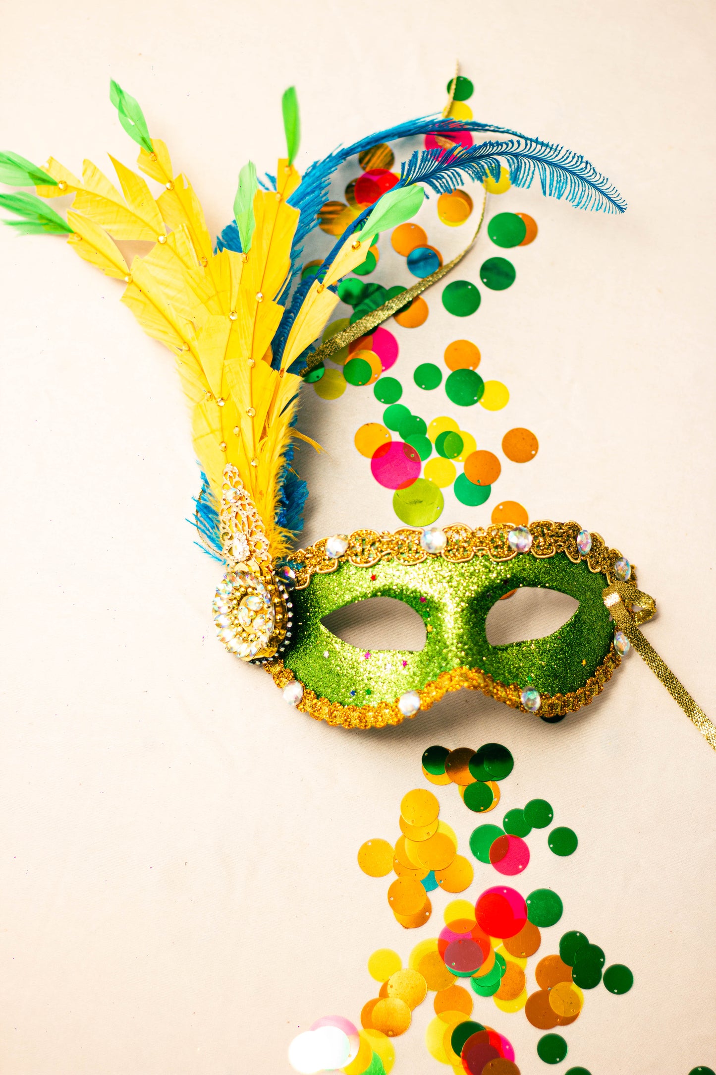 Máscaras artesanais de carnaval
