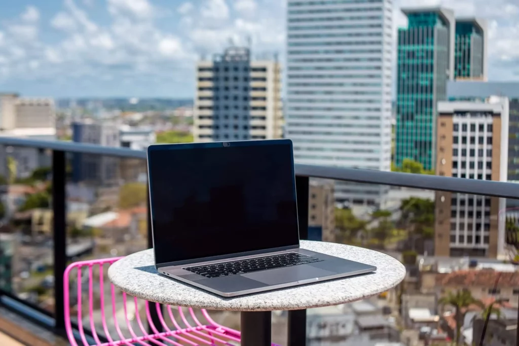 melhores destinos para nômades digitais no brasil