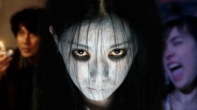 Como o J-Horror Constrói Tensão e Medo Psicológico