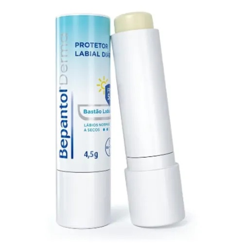 Comparativo: Hidratantes labiais em bastão vs. creme