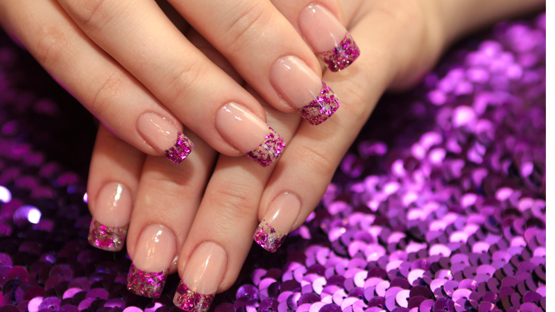 quanto custa fazer unhas com brilho para festa