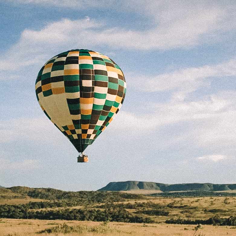 melhores lugares para voar de balão no brasil