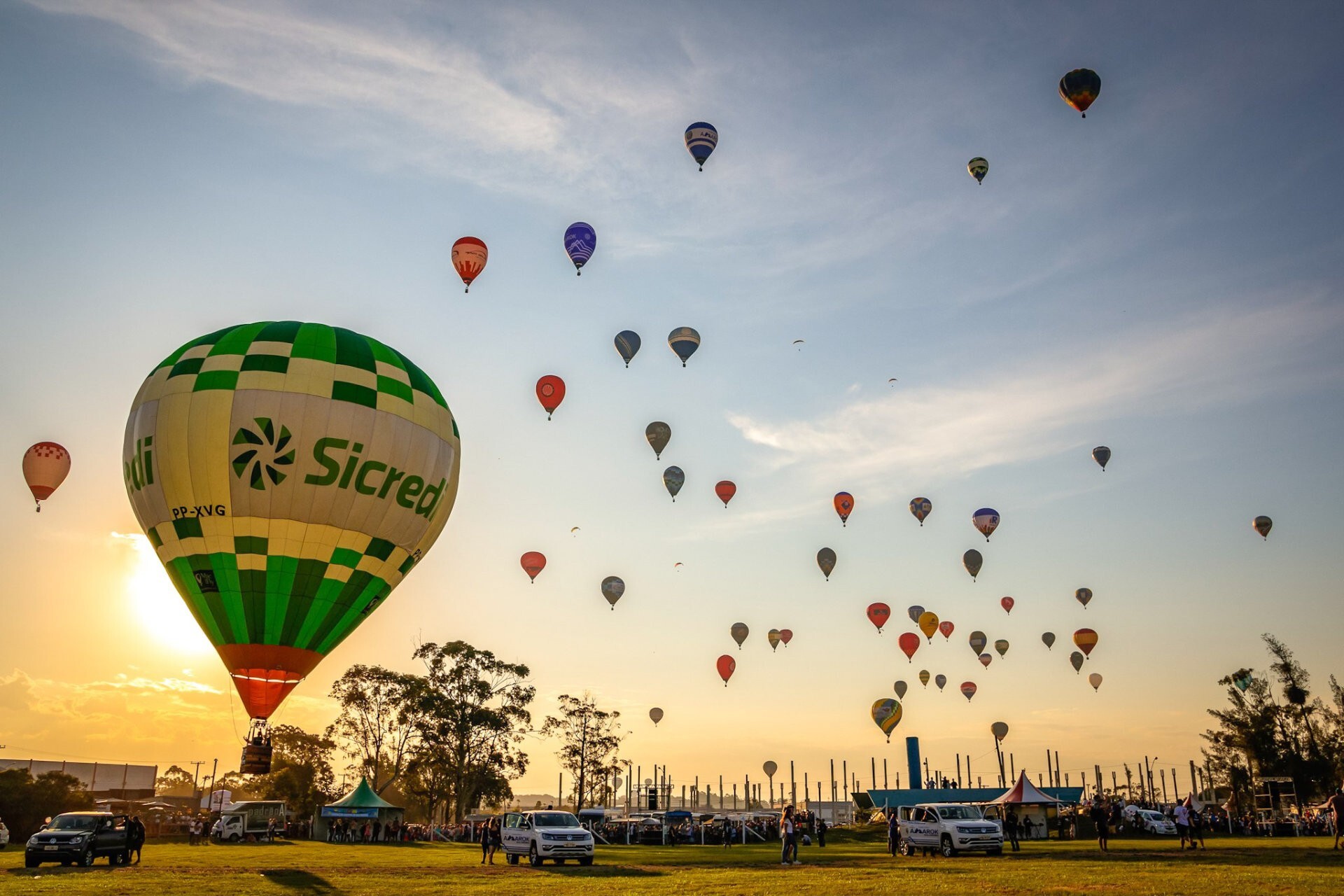 melhores lugares para voar de balão no brasil