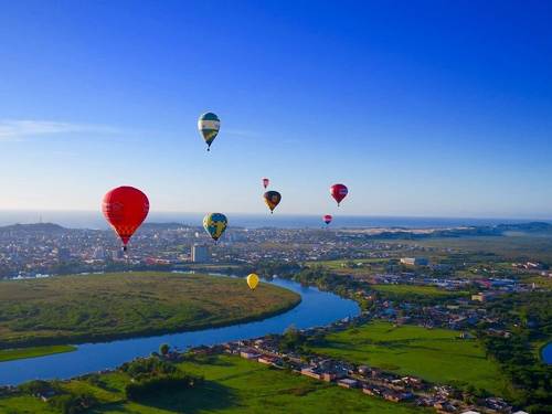 melhores lugares para voar de balão no brasil