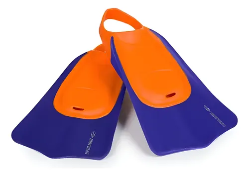 Nadadeiras para iniciantes: o que considerar?