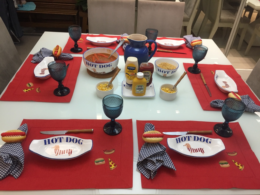 mesa posta cachorro quente buffet