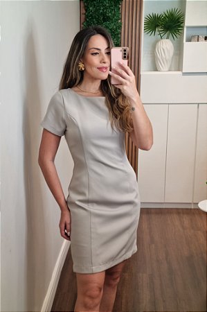 vestido tubinho preto