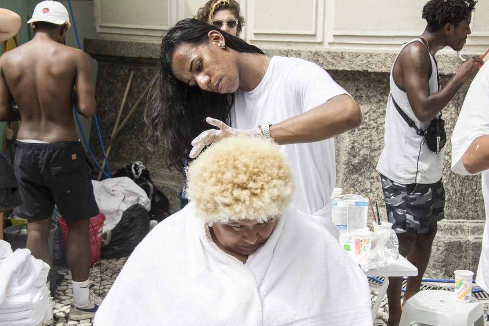 clareamento total do cabelo