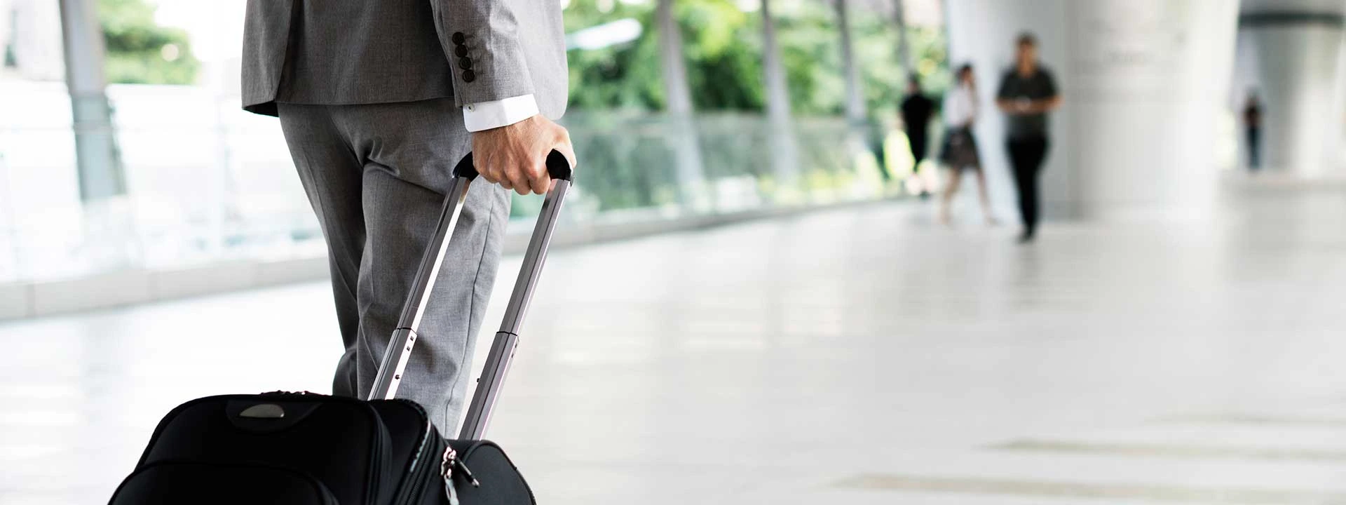 5 ideias de títulos:
1. Seguro Viagem Corporativo: O Guia Completo para Empresas
2. Como Escolher o Melhor Seguro Viagem para Sua Equipe
3. Benefícios do Seguro Viagem Corporativo: Proteção e Economia
4. Coberturas Essenciais em um Seguro Viagem Empresarial
5. Seguro Viagem Corporativo vs. Individual: Qual a Diferença?