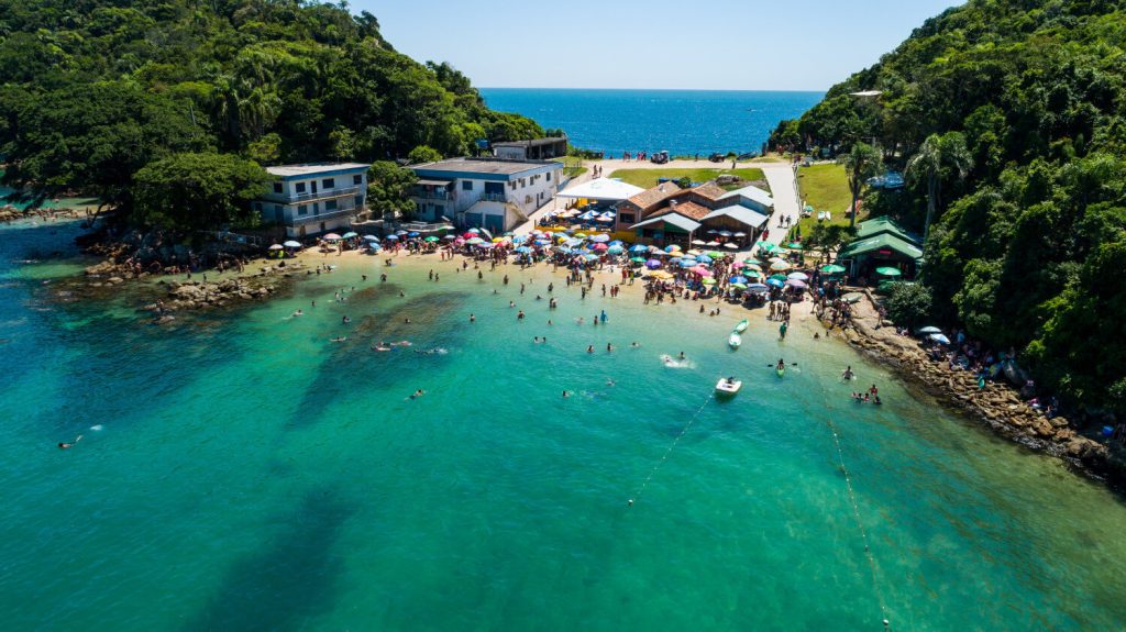 Guia Completo: Mergulho de Batismo em Bombinhas para Iniciantes