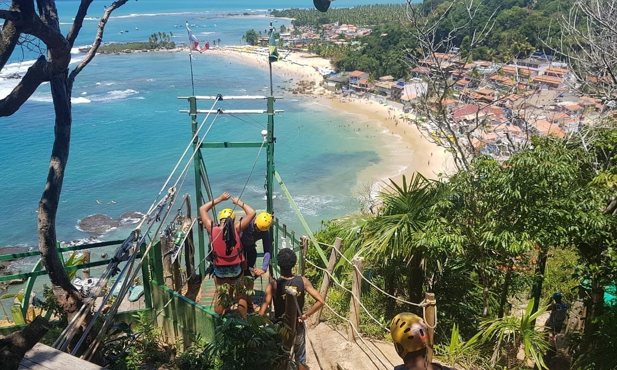 o que fazer em morro de são paulo tirolesa