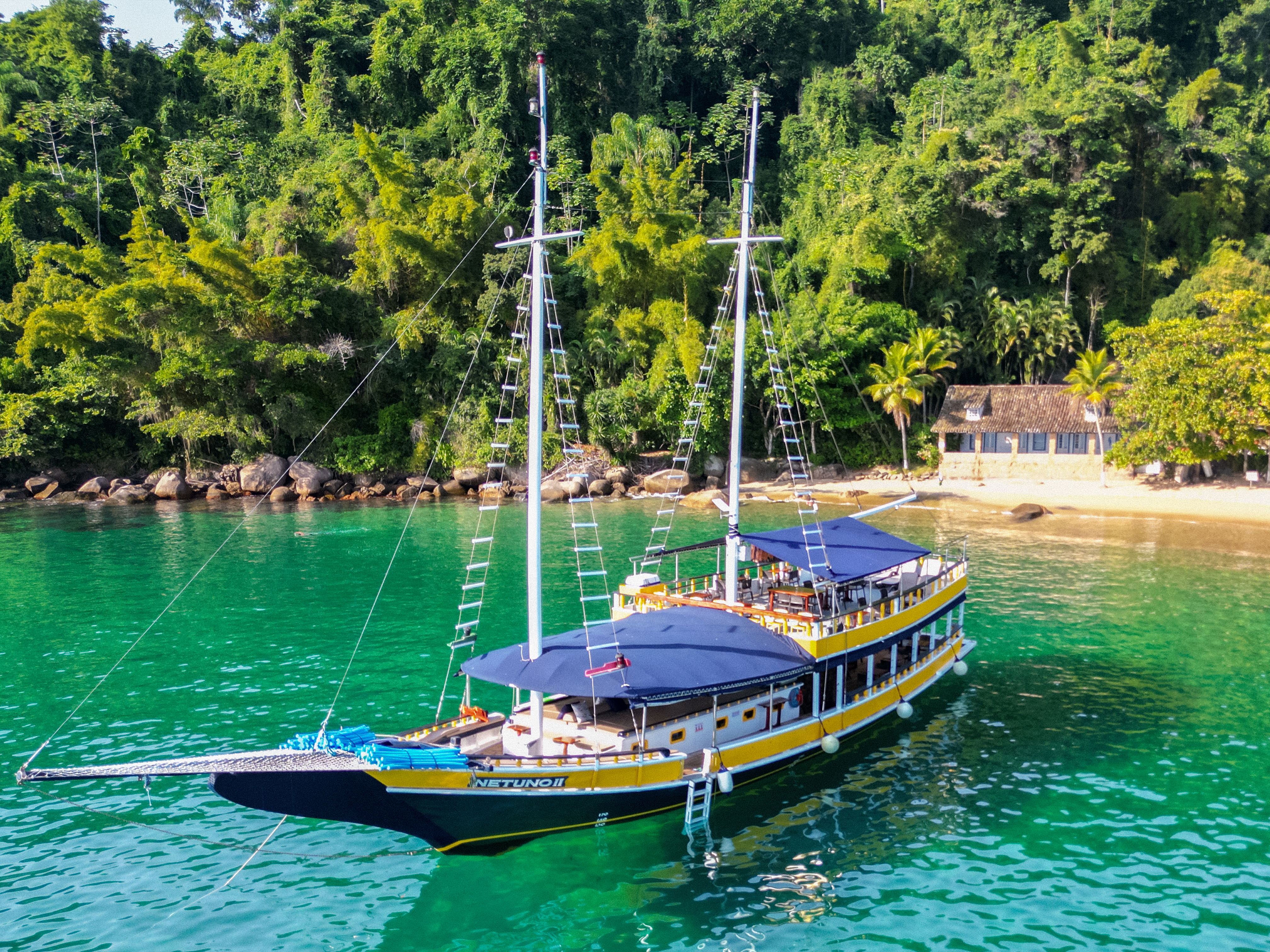 o que fazer em paraty passeio de escuna