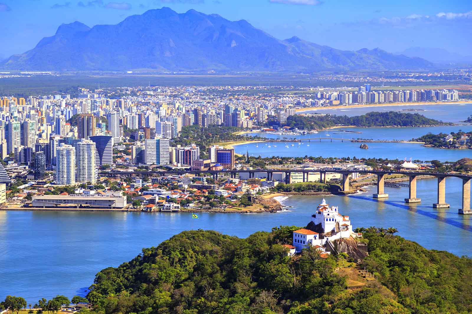 Descobrindo as Praias Escondidas e Famosas de Vila Velha e Vitória