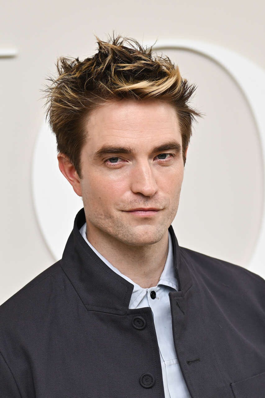 Onde Robert Pattinson Mora Atualmente