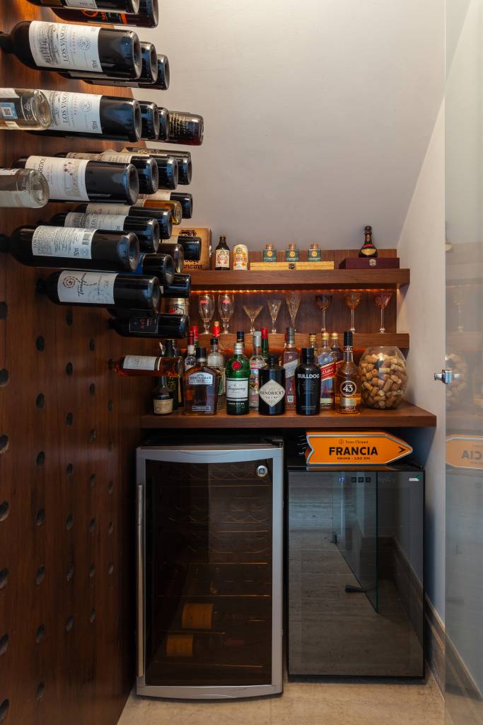 5 Ideias Criativas para Montar sua Adega Caseira