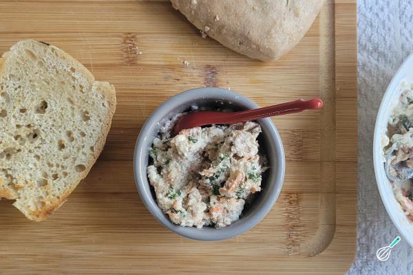 10 receitas de patê de sardinha cremoso e fácil