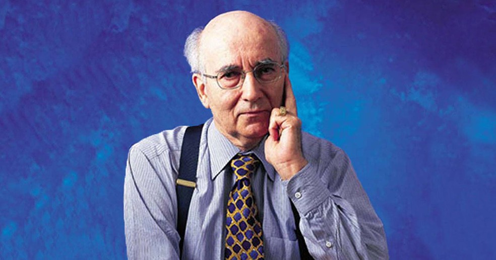 1. A Evolução do Marketing: De Kotler 1.0 a 6.0
2. Marketing H2H: A Nova Era do Relacionamento Humano no Marketing
3. Os 4 Ps de Kotler: Fundamentos Essenciais para Qualquer Negócio
4. Lições de Inovação e Responsabilidade Social com Philip Kotler
5. O Legado de Philip Kotler: Livros Essenciais para Profissionais de Marketing