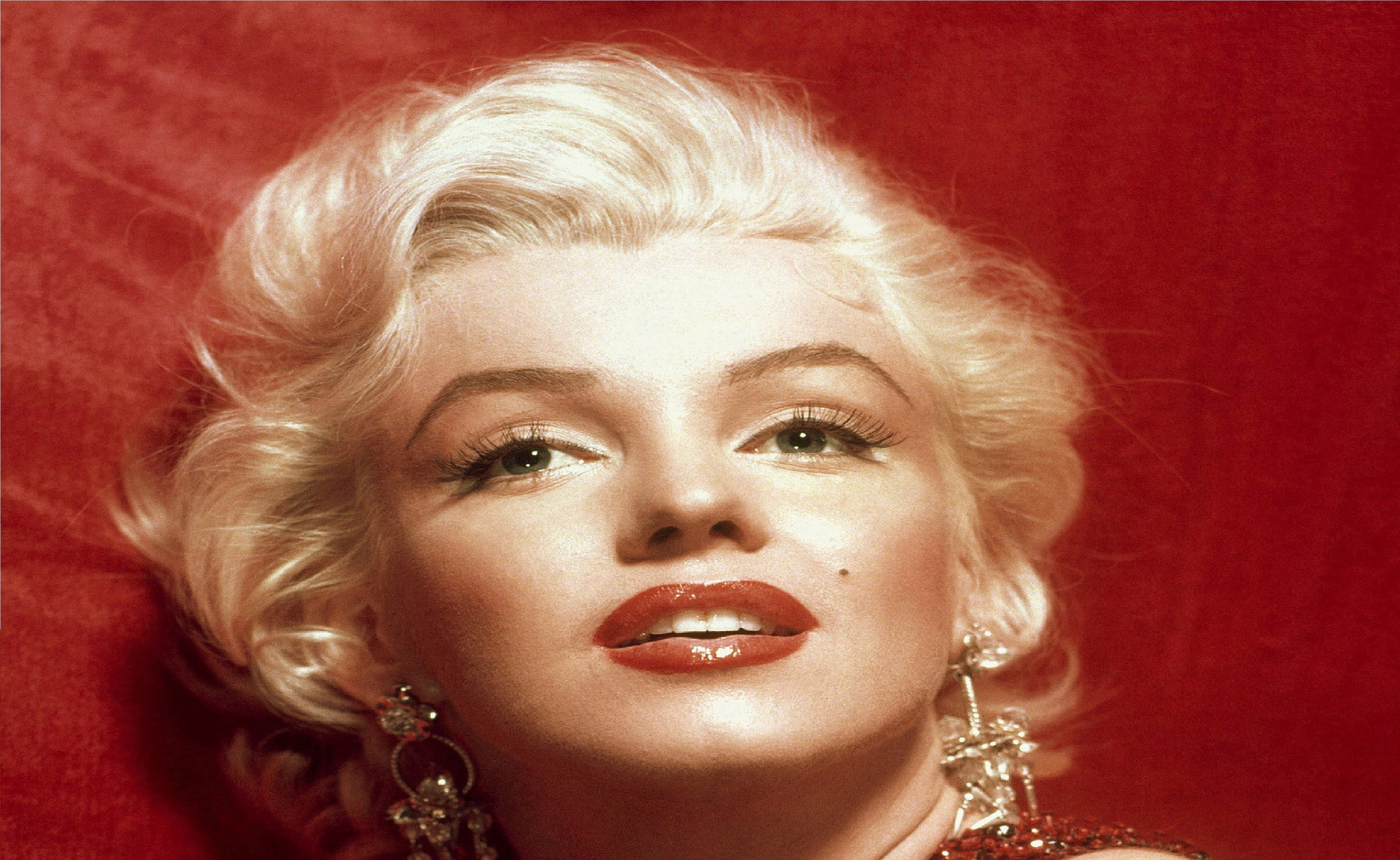 Mitos e Verdades sobre a Dor do Piercing Monroe