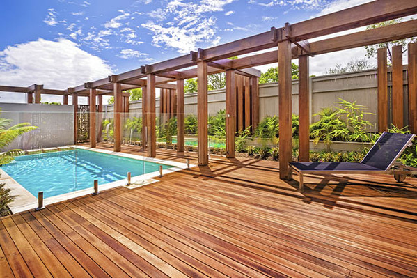 deck antiderrapante para piscina