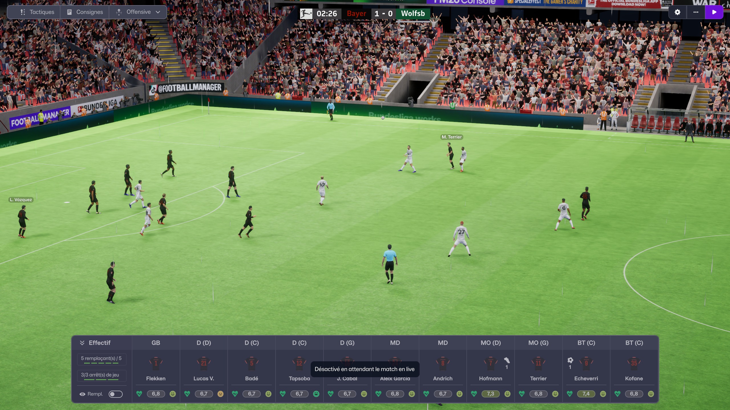 football manager travando e fechando sozinho no notebook