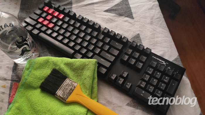 preço medio kit limpeza teclado mouse completo