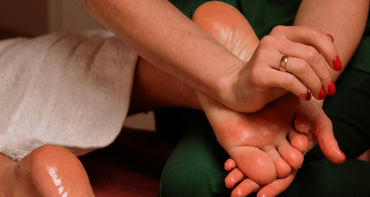 quanto ganha um reflexologista podal e como cobrar por sessão