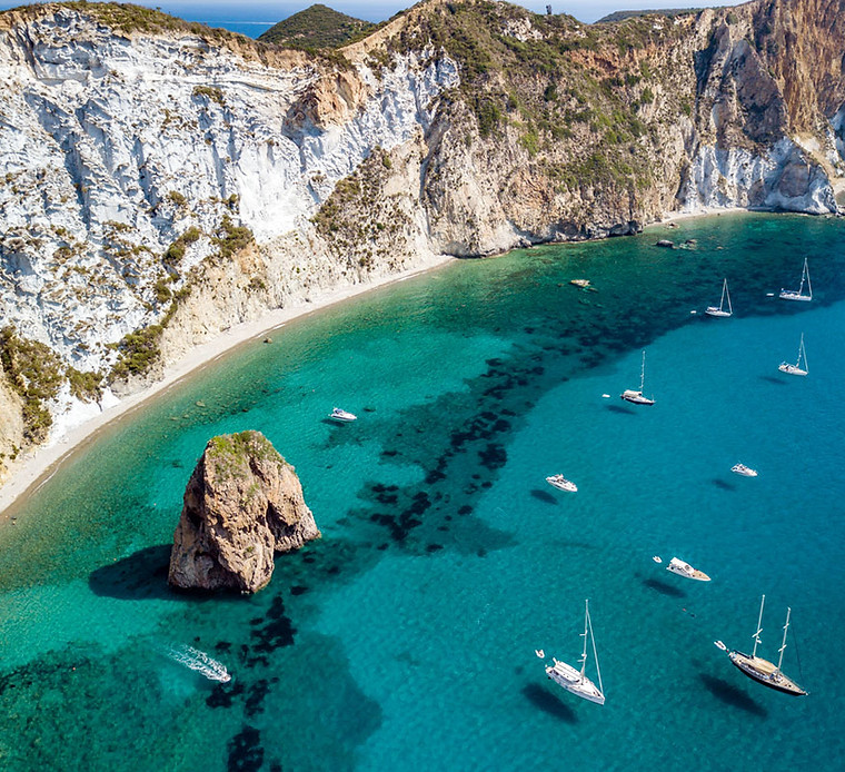 o que fazer em norman island de barco