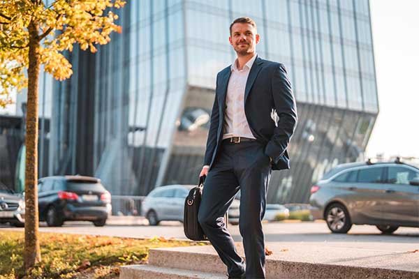 roupa esporte fino masculino trabalho