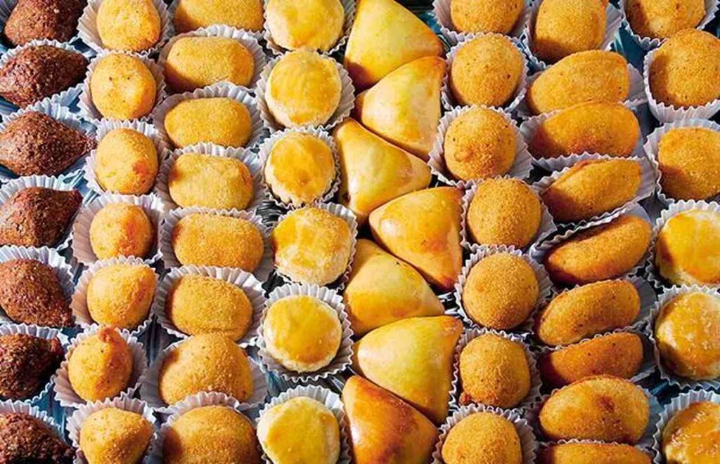 mini salgadinhos para festa