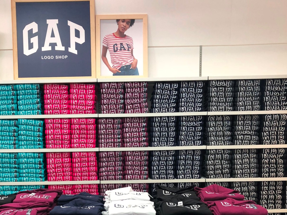 Vale a Pena Comprar Gap no Site Global? Taxas e Envio Internacional