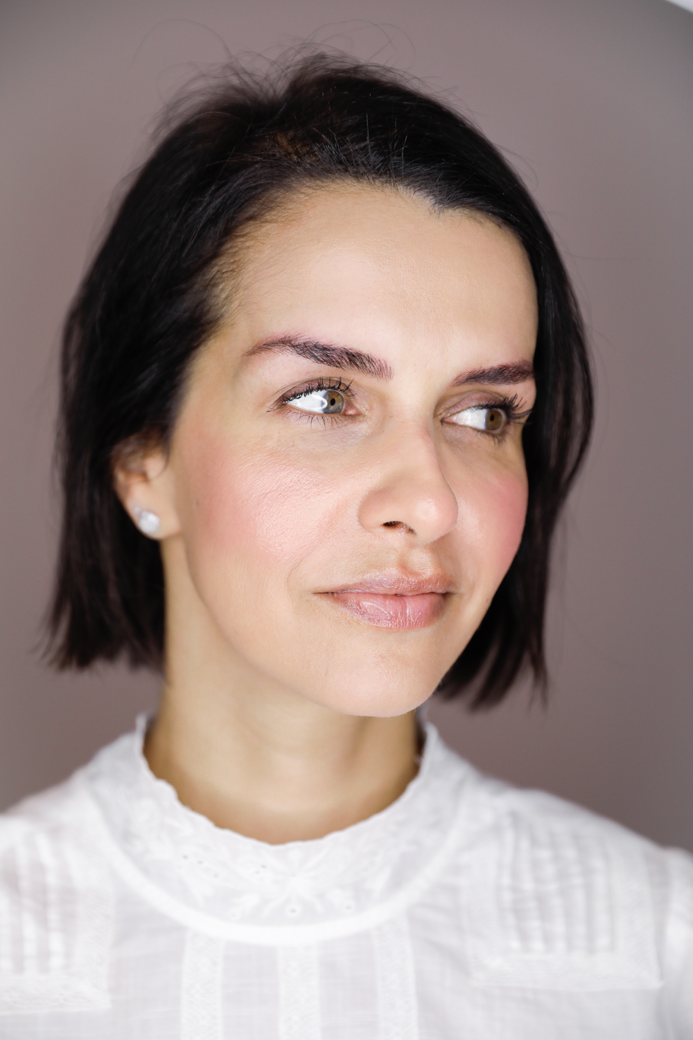 Guia Completo: Despigmentação a Laser de Sobrancelhas