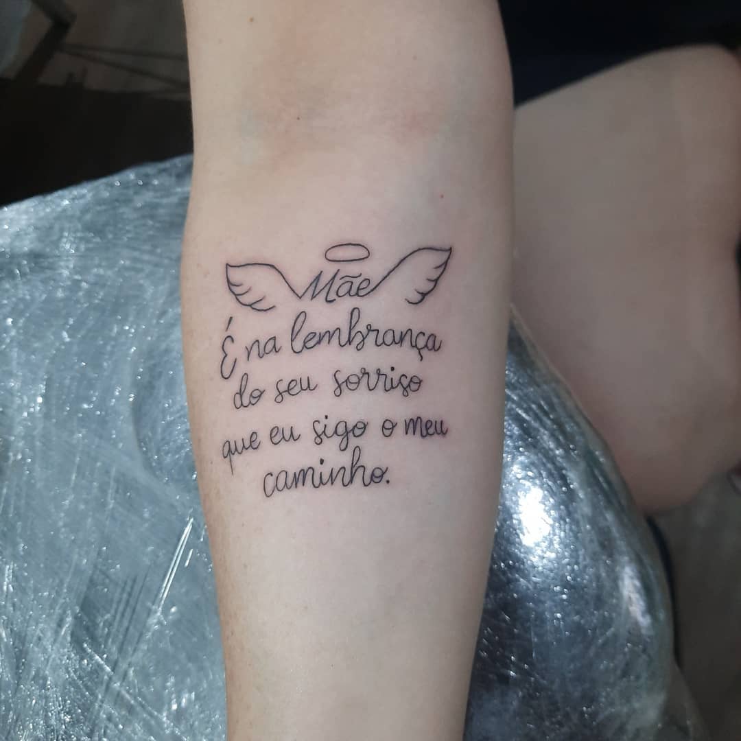 quanto custa tatuagem assinatura mae falecida pulso