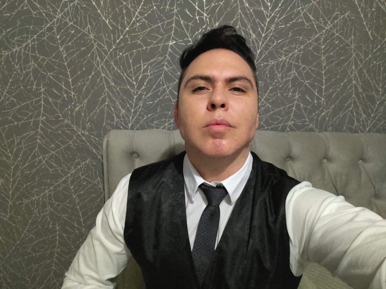 Como começar um negócio digital do zero com Tiago Gomes