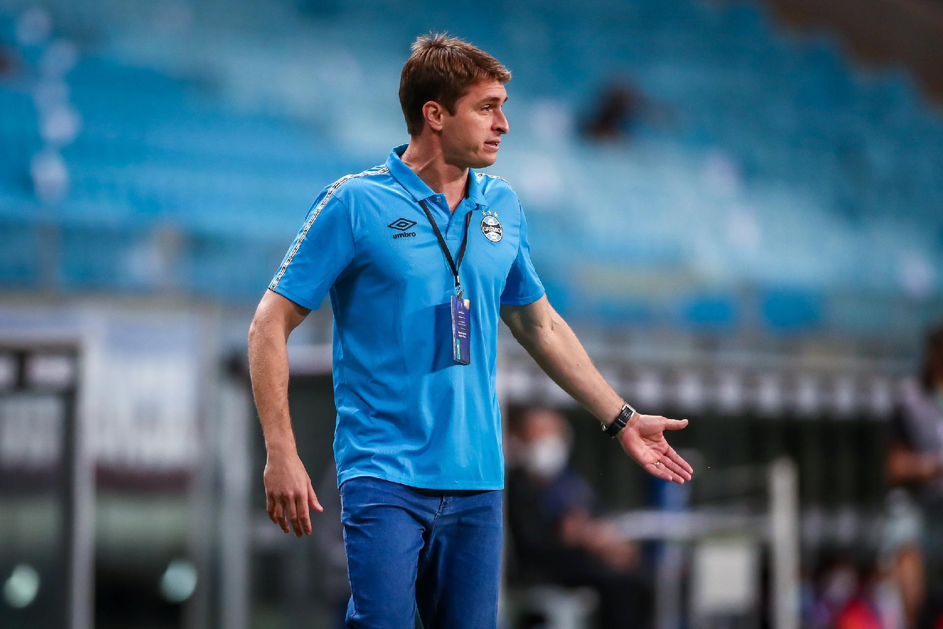 Como começar um negócio digital do zero com Tiago Gomes