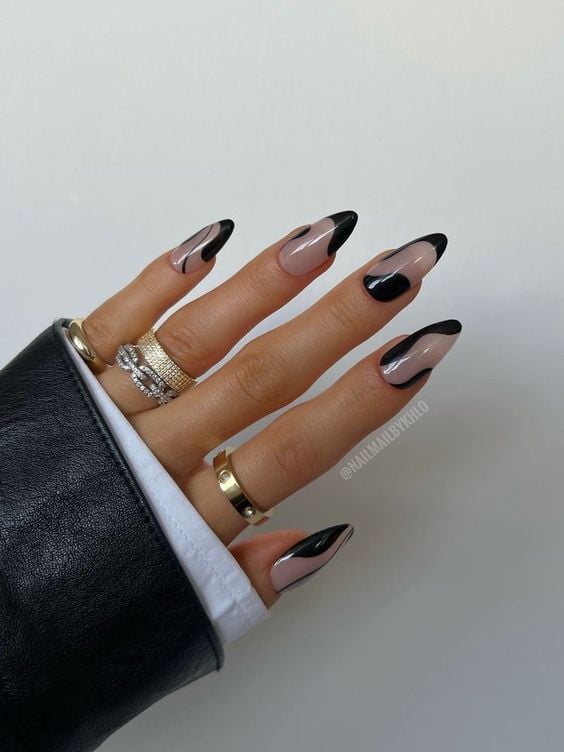 Cores de Esmalte Nude e Translúcidas para Unhas em Gel Elegantes