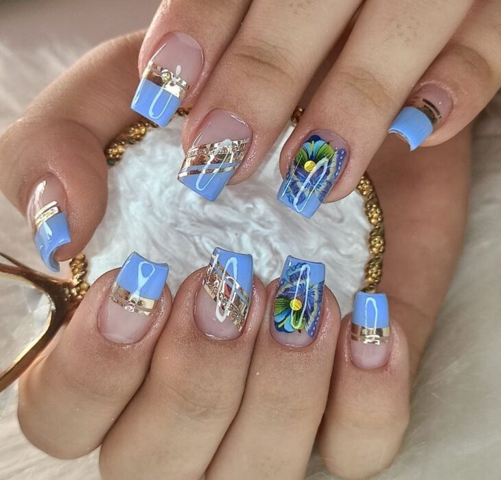 Unhas Em Gel Azul Claro