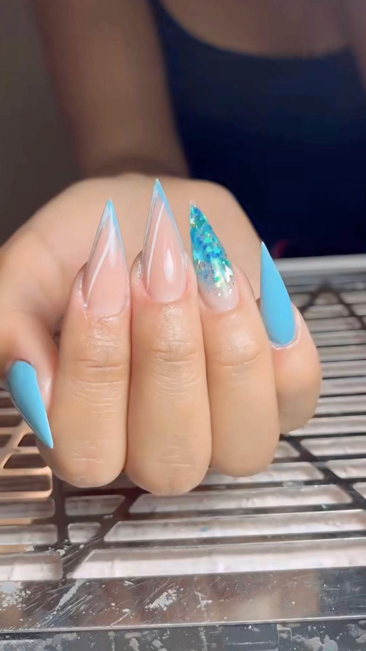 Unhas Em Gel Azul Claro